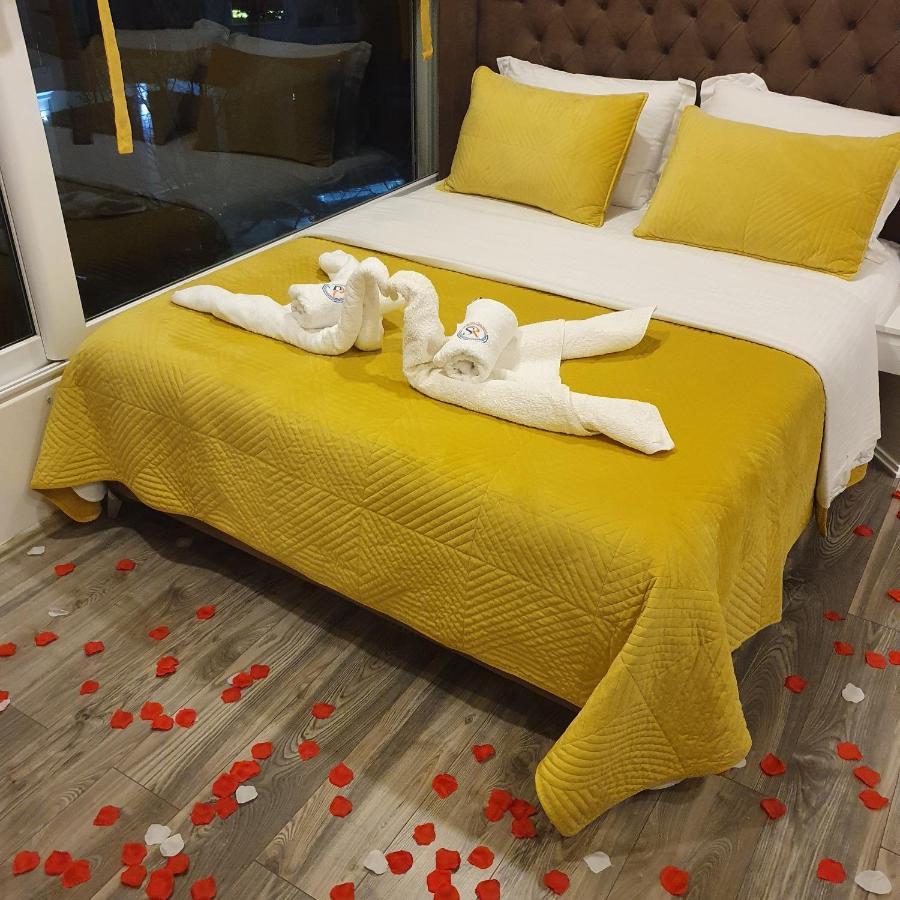 Hotel Ramo Saranda Екстер'єр фото