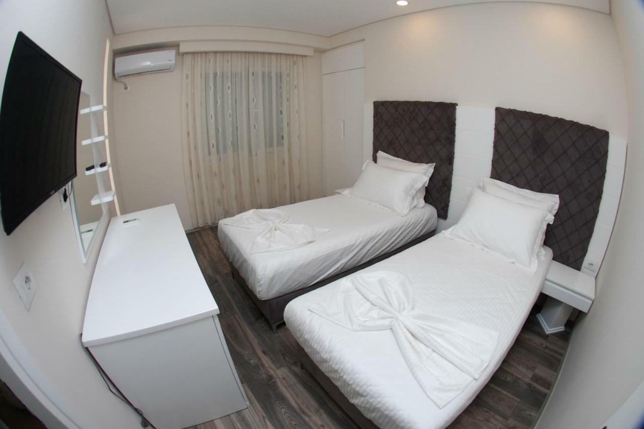 Hotel Ramo Saranda Екстер'єр фото