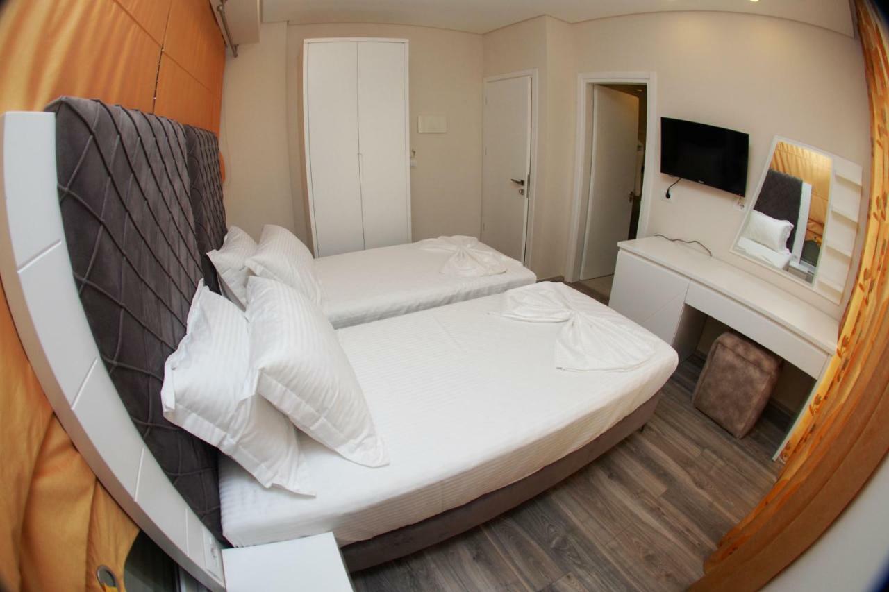 Hotel Ramo Saranda Екстер'єр фото